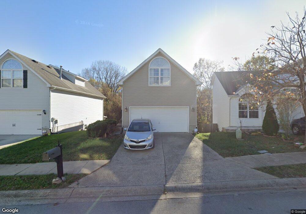 5814 Lake Erie Dr, Louisville, KY 40291 - photo 1