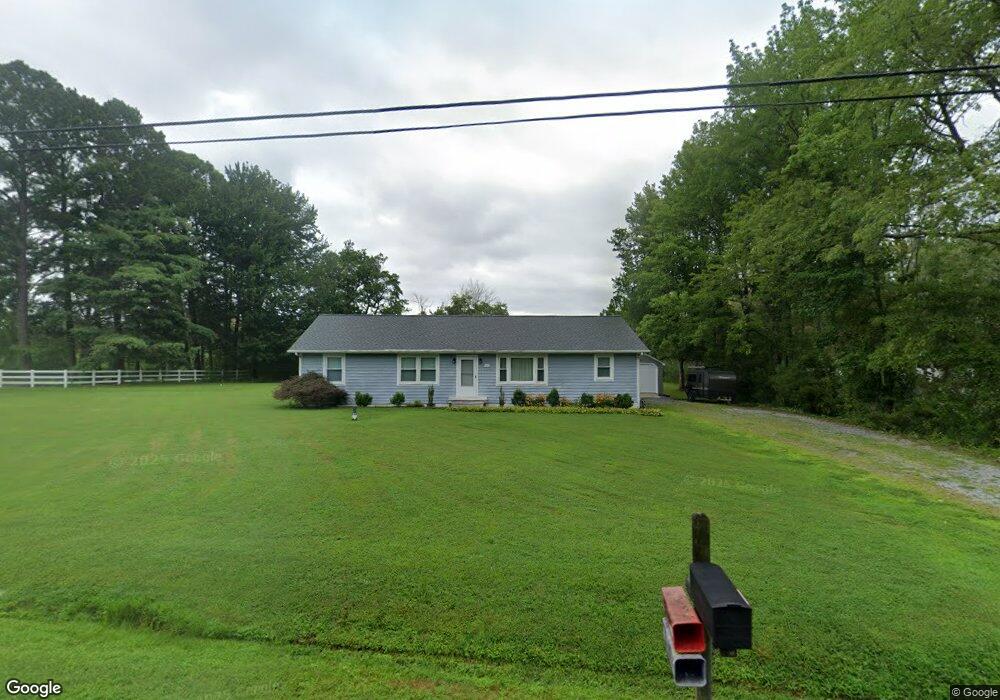 102 N Lake Dr, Stevensville, MD 21666 - photo 1