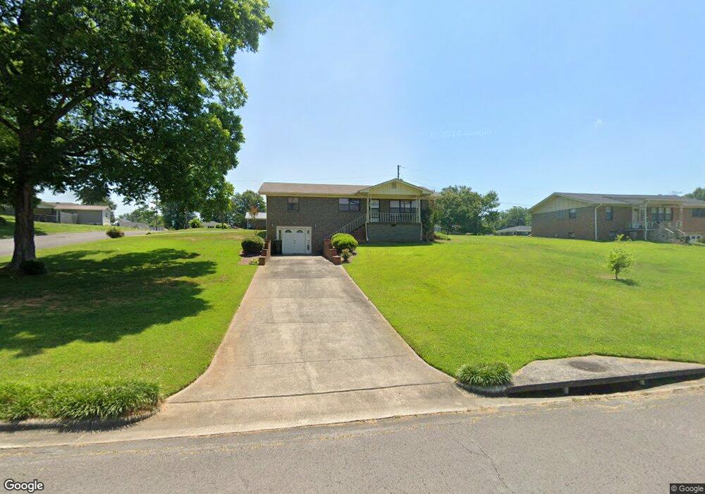 902 Morgan Ave SW, Cullman, AL 35055 - photo 1
