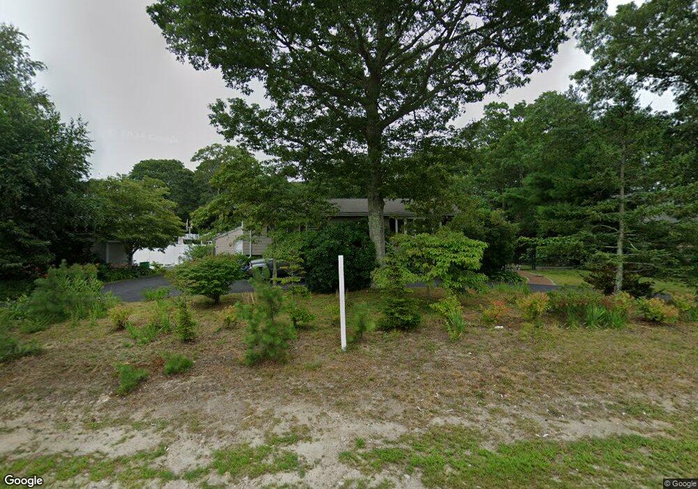 685 N Falmouth Hwy, North Falmouth, MA 02556 - photo 1