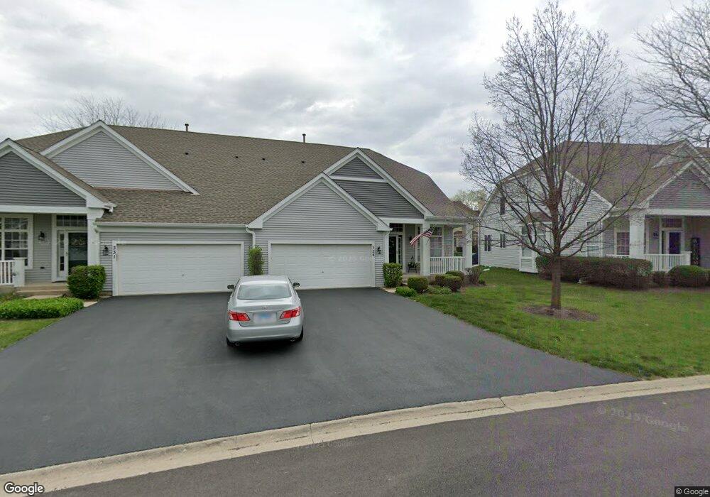 329 Cascade Ln unit 2, Oswego, IL 60543 - photo 1