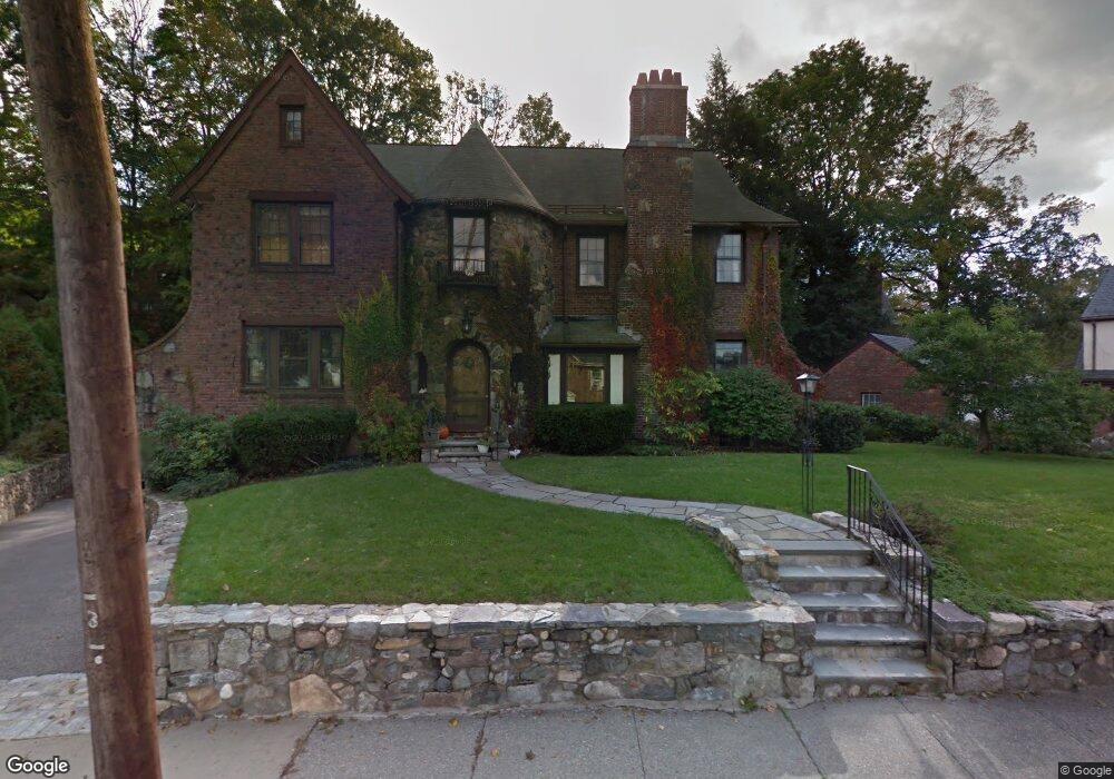 28 Chesterfield Rd, West Newton, MA 02465 - photo 1