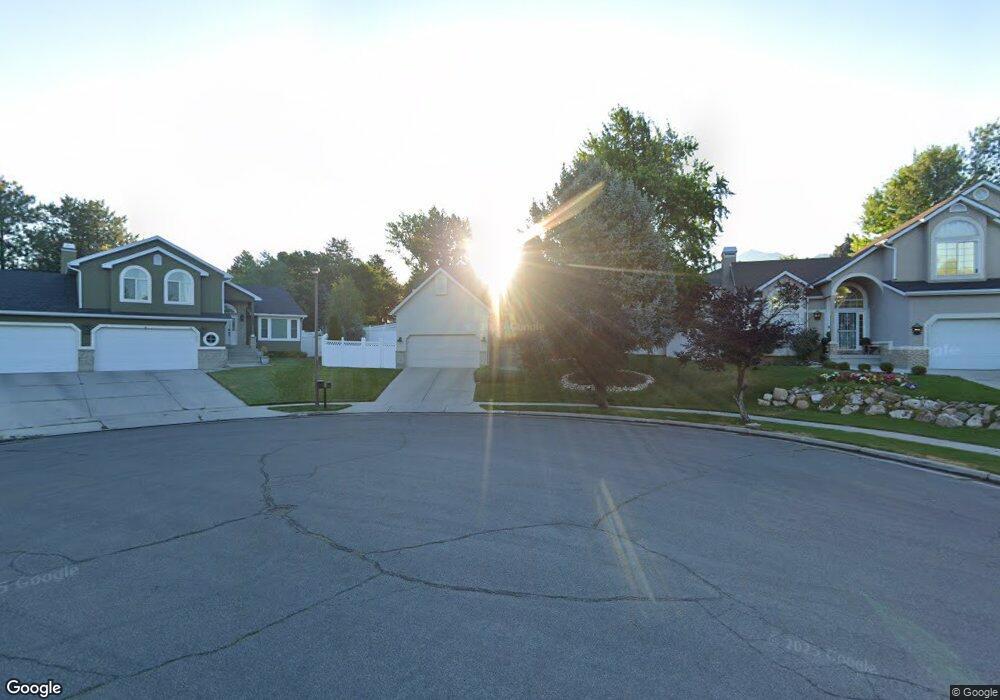 7909 Showcase Ln, Sandy, UT 84094 - photo 1