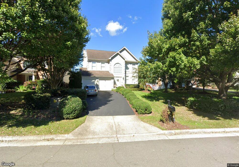 10804 Crippen Vale Ct, Reston, VA 20194 - photo 1