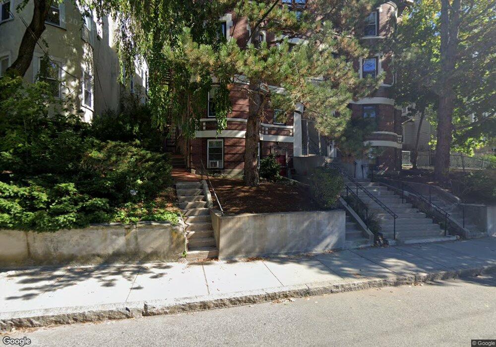 299 Tappan St unit 3,299, Brookline, MA 02445 - photo 1