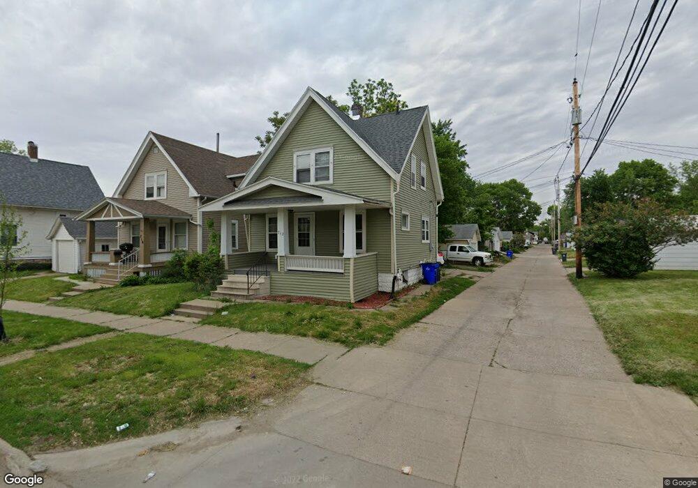 712 15th St SE, Cedar Rapids, IA 52403 - photo 1