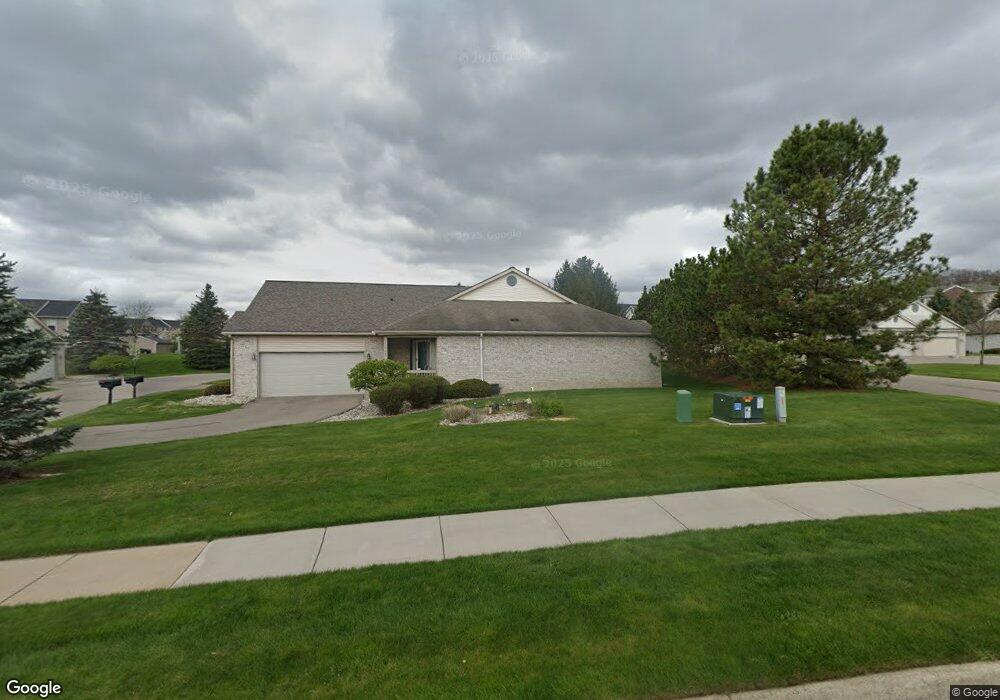 1717 Willow Creek Dr, Lansing, MI 48917 - photo 1