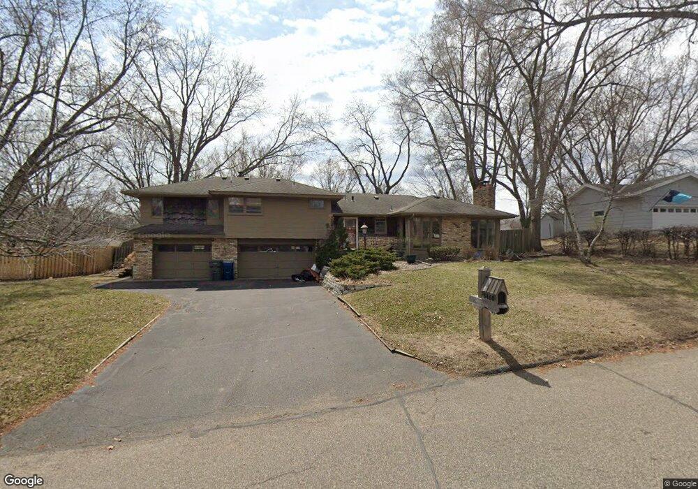 5460 Kimberly Rd, Minnetonka, MN 55345 - photo 1