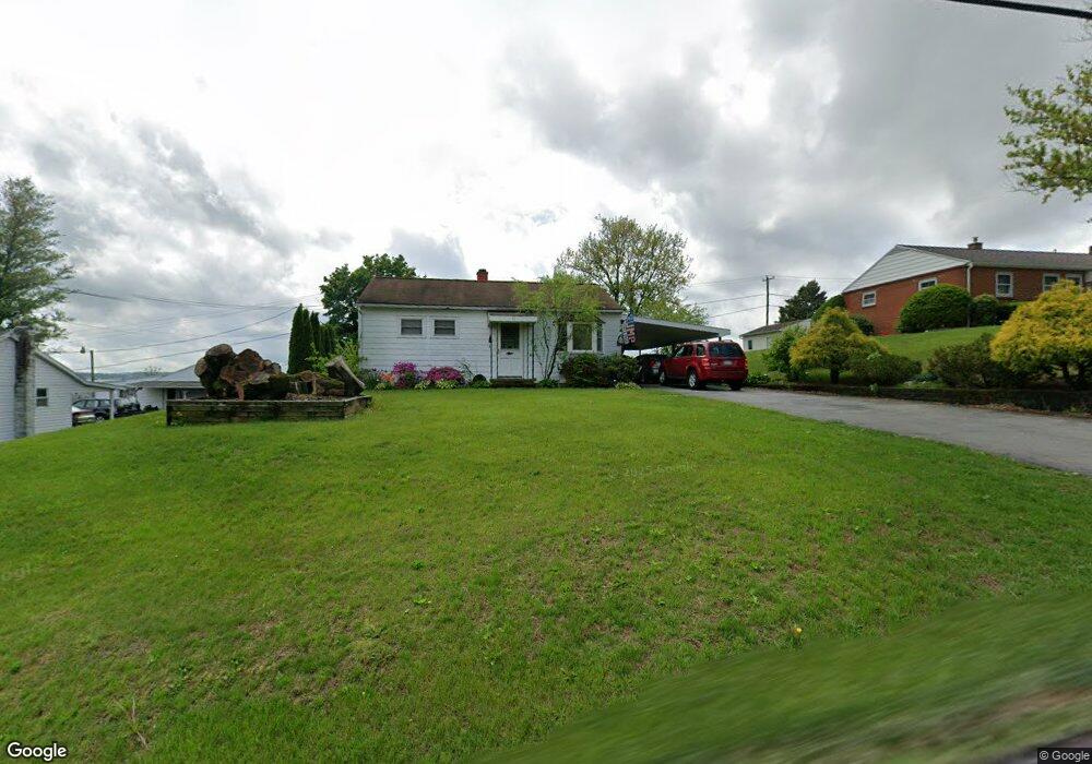 66W Zions Church Rd, Shoemakersville, PA 19555 - photo 1