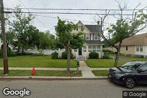 211 Pine St, Lakehurst, NJ 08733
