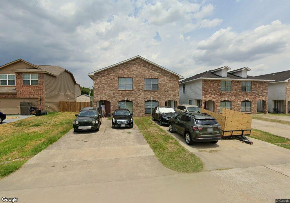 10626 Pine Landing Dr unit B, Houston, TX 77088 - photo 1