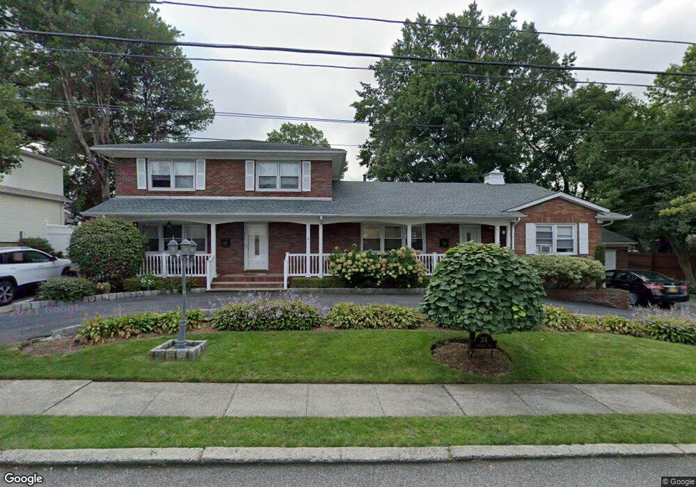 34 Douglas Ave, Staten Island, NY 10310 - photo 1