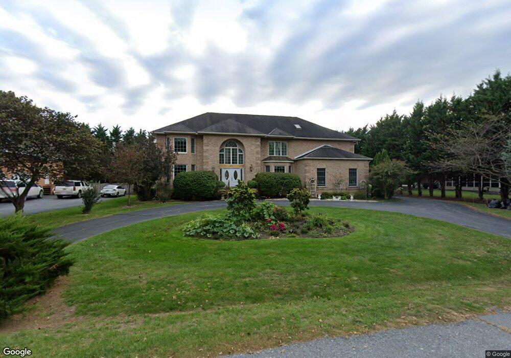 11237 Eastwood Dr, Hagerstown, MD 21742 - photo 1