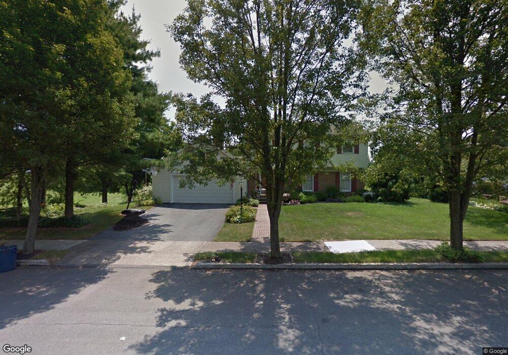 982 E Pine St, Palmyra, PA 17078 - photo 1