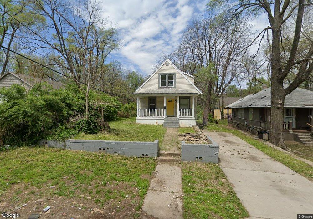 3110 E 69th St, Kansas City, MO 64132 - photo 1