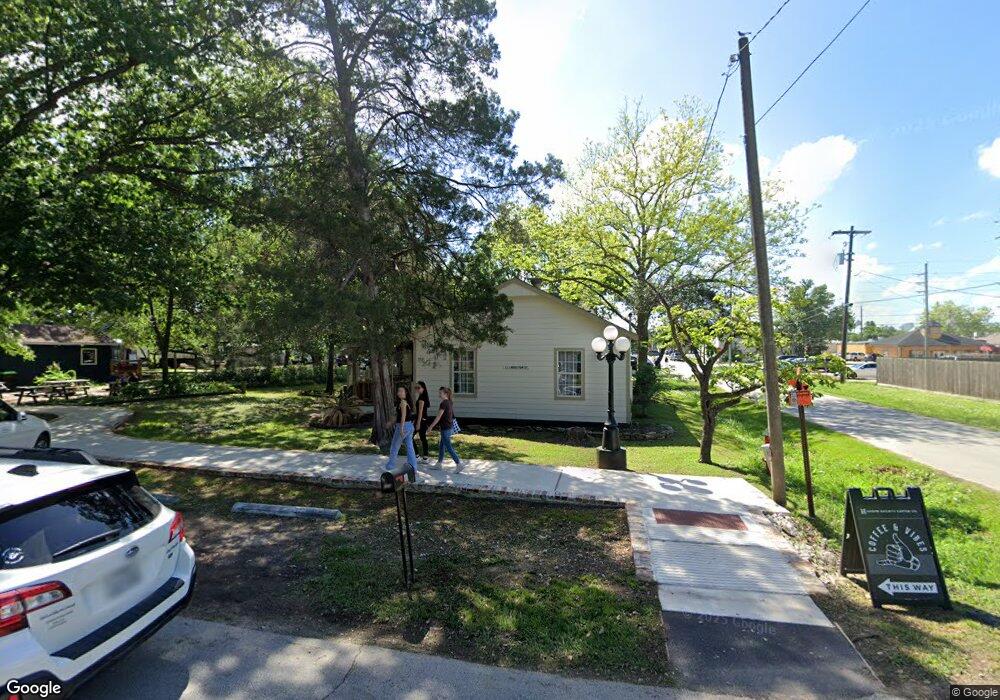111 Houston St, Tomball, TX 77375 - photo 1
