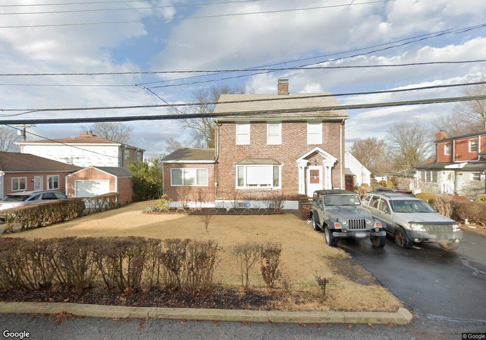 111 Windermere Dr, Yonkers, NY 10710 - photo 1