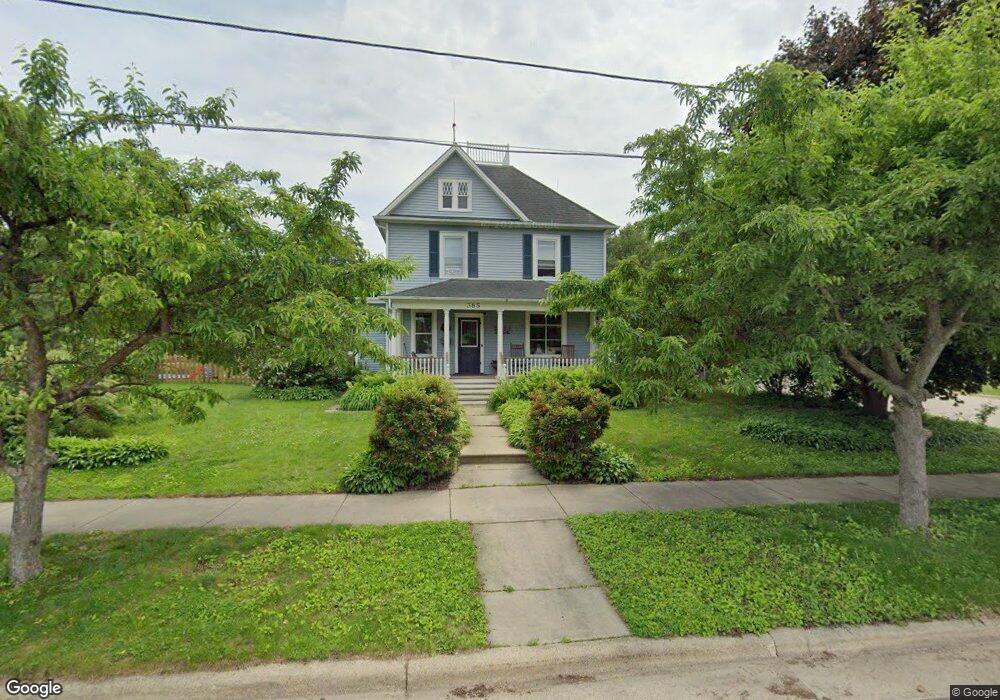 385 W 3rd St, Zumbrota, MN 55992 - photo 1