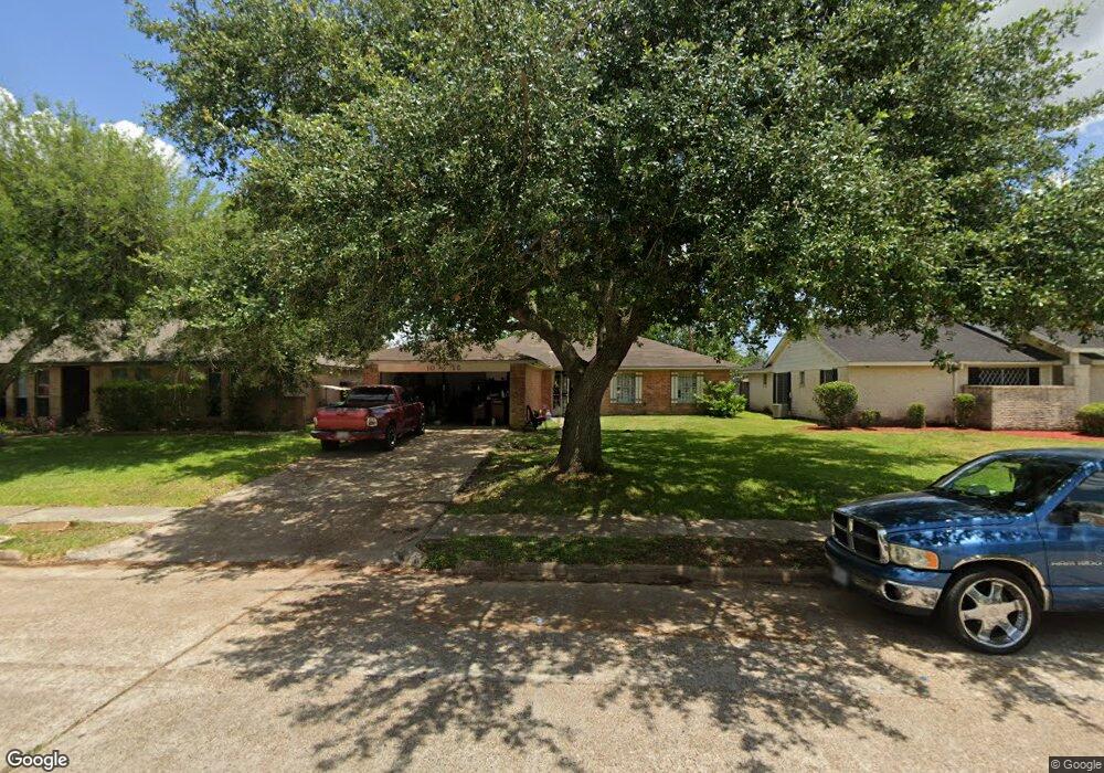 10615 Wingtip Dr, Houston, TX 77075 - photo 1