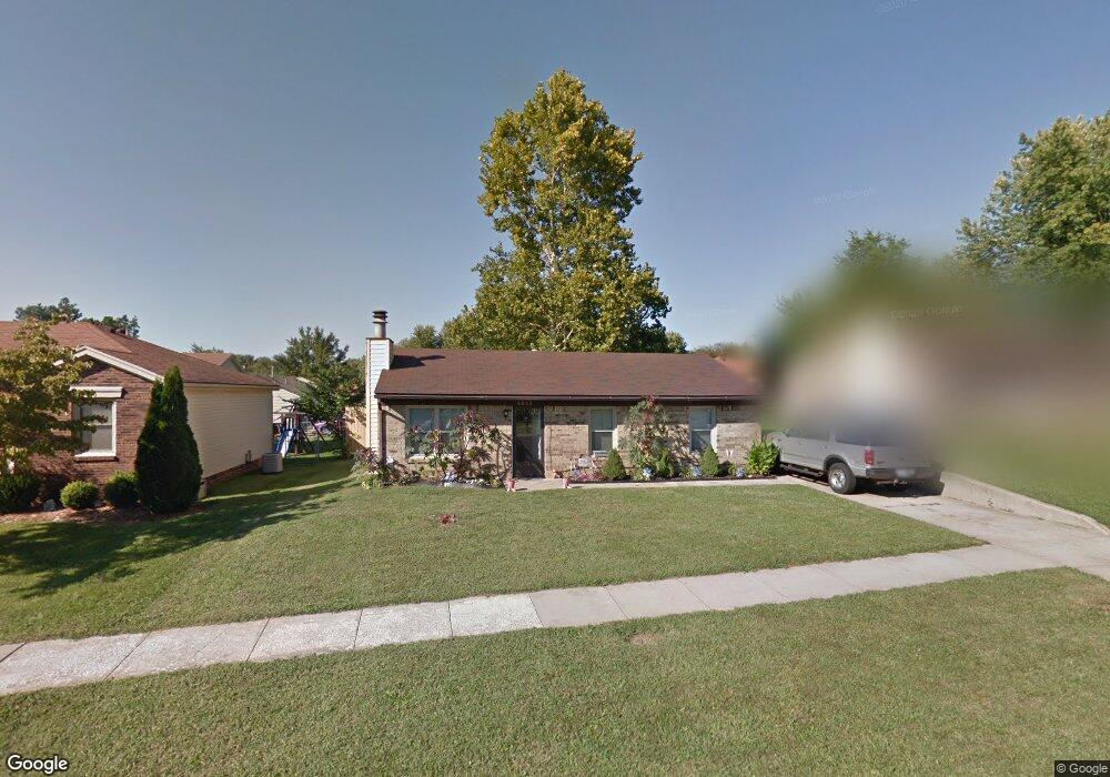 6803 Spourtland Dr, Louisville, KY 40228 - photo 1