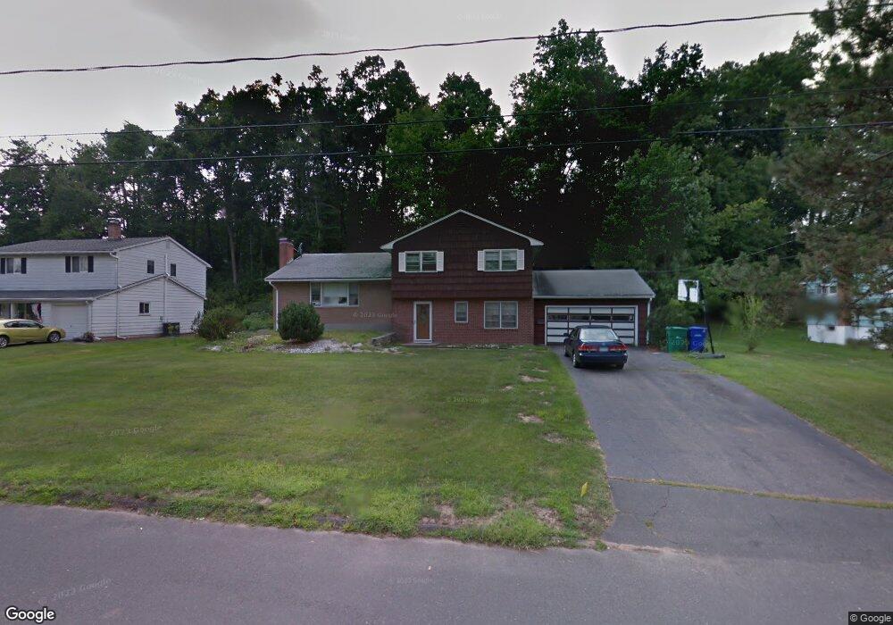 13 Jeffrey Ln, Bloomfield, CT 06002 - photo 1