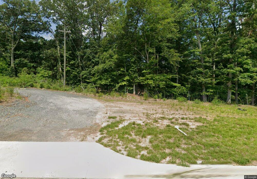 10855 Dumfries Rd, Manassas, VA 20112 - photo 1