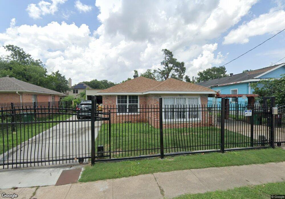 3621 Collingsworth St, Houston, TX 77026 - photo 1
