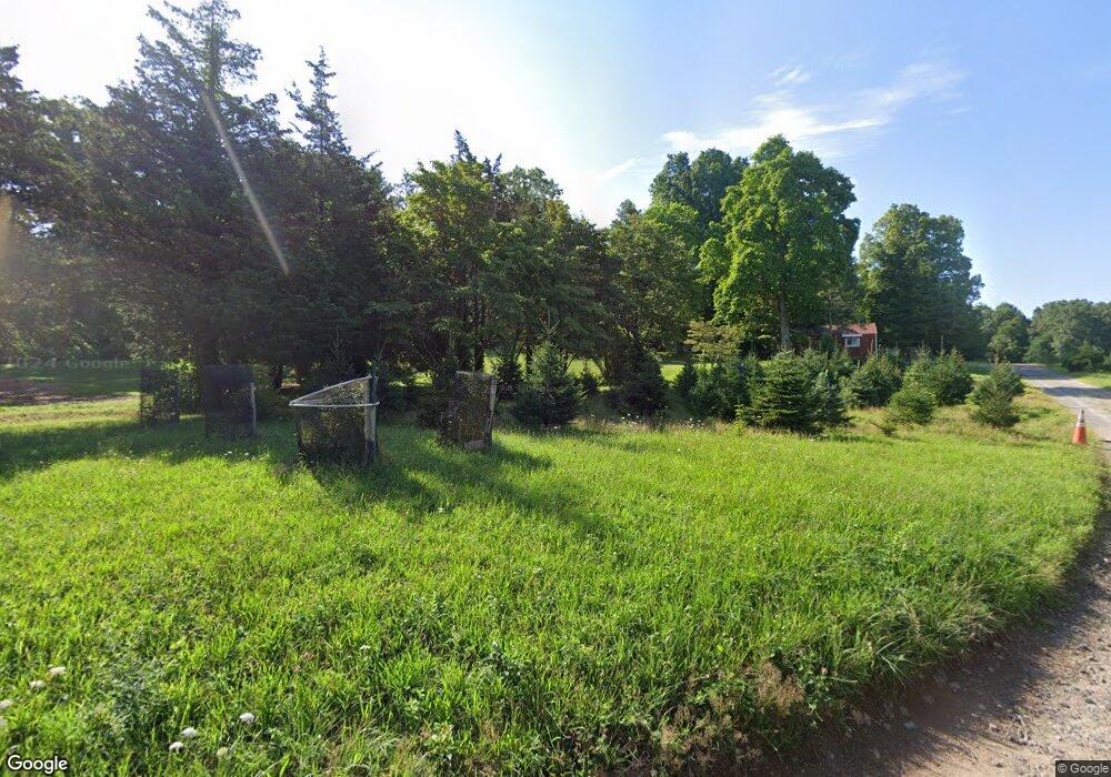 824 West St, Guilford, CT 06437 - photo 1