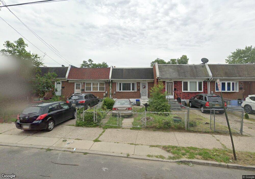 1213 Macarthur Dr, Camden, NJ 08104 - photo 1