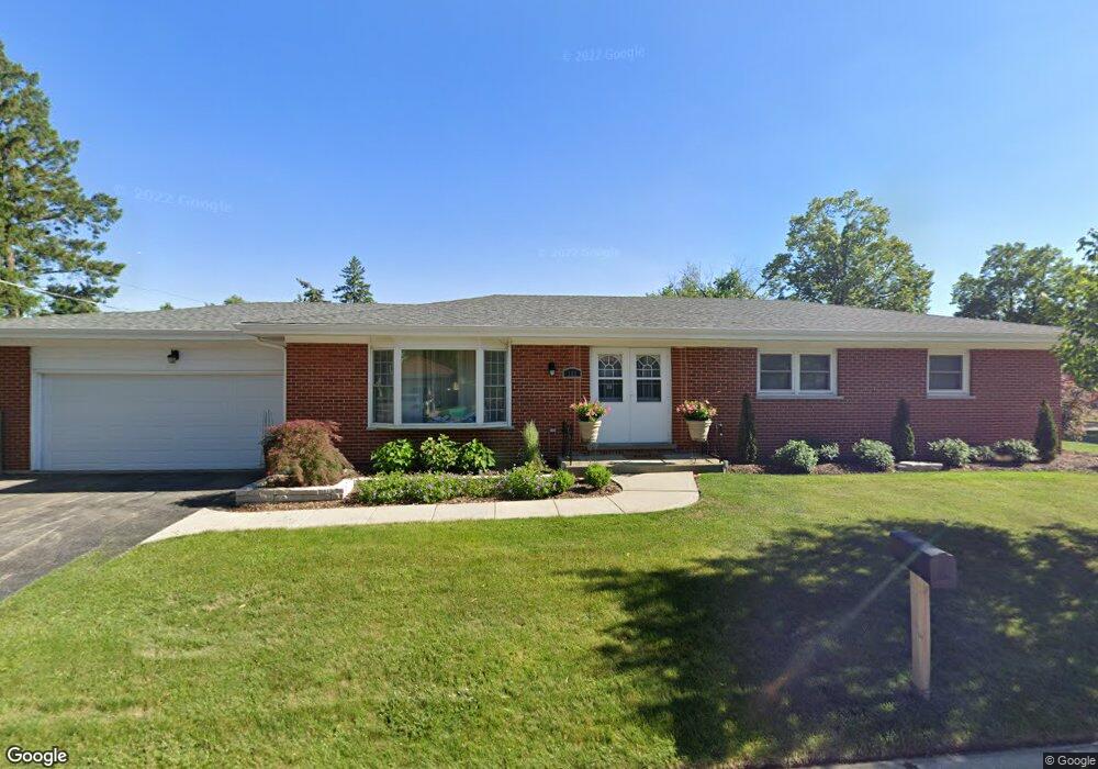 160 E Crestview Ave, Elmhurst, IL 60126 - photo 1