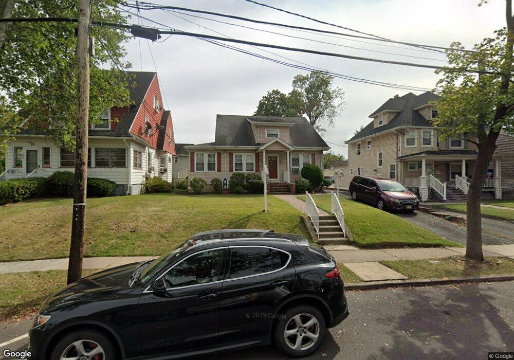 305 Penfield Place unit 2, Dunellen, NJ 08812 - photo 1