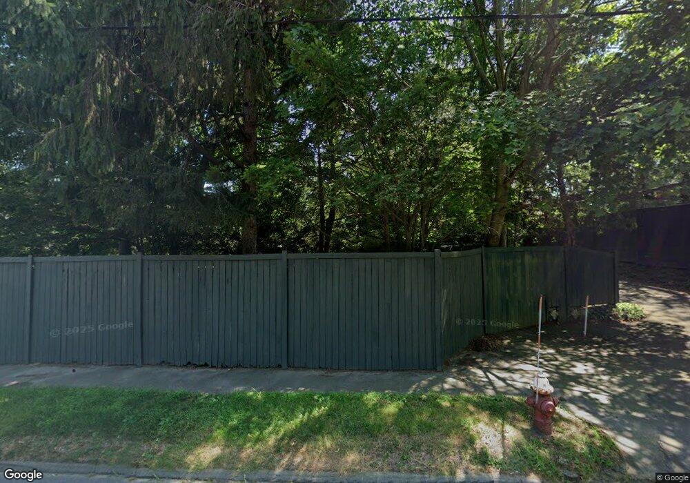 810 Worcester St, Wellesley, MA 02482 - photo 1