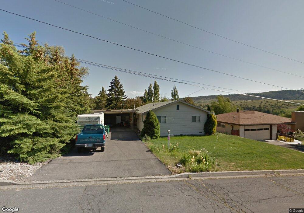 410 Trinity St, Klamath Falls, OR 97601 - photo 1