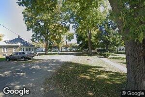 1301 Richard St, Henry, IL 61537