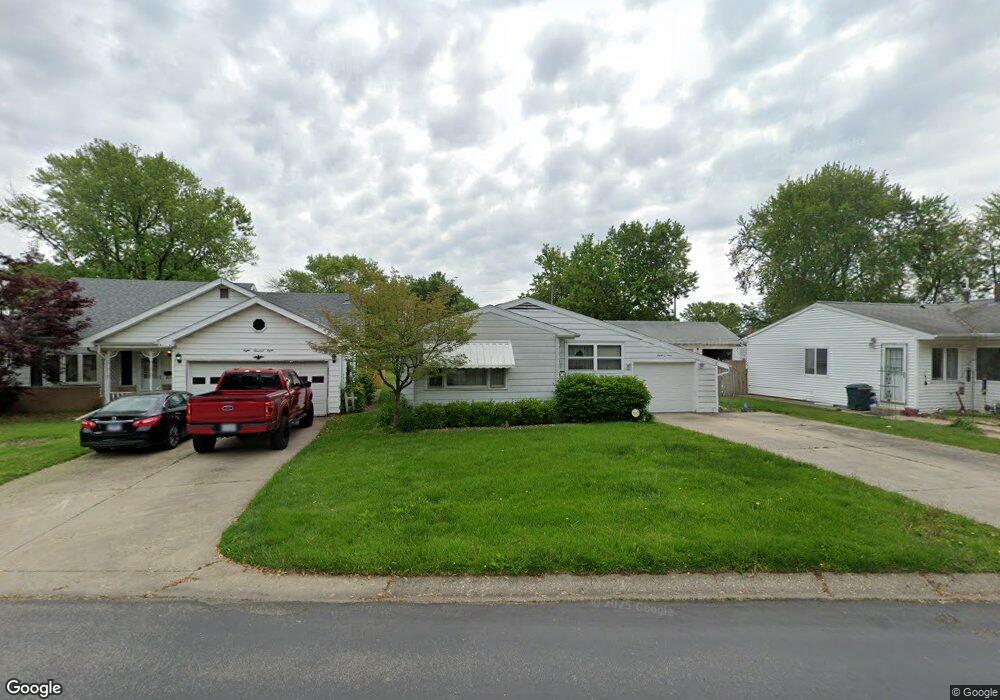 804 N 29th St, Mattoon, IL 61938 - photo 1