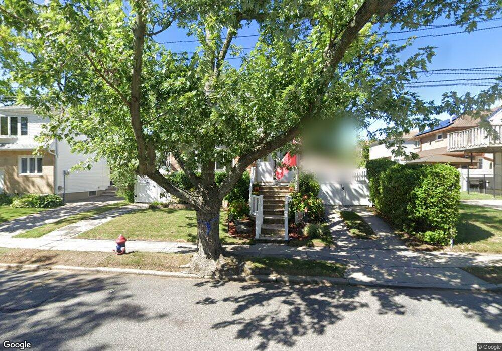 87 Ogorman Ave, Staten Island, NY 10306 - photo 1