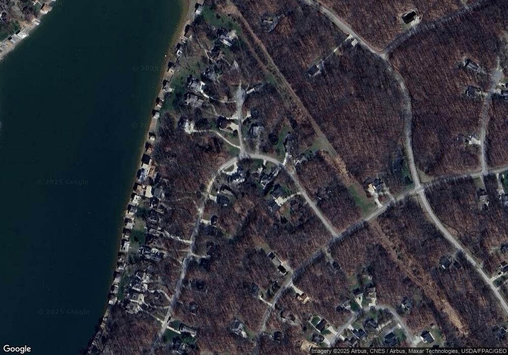 946 Kingsway Cir, Howard, OH 43028 - photo 1