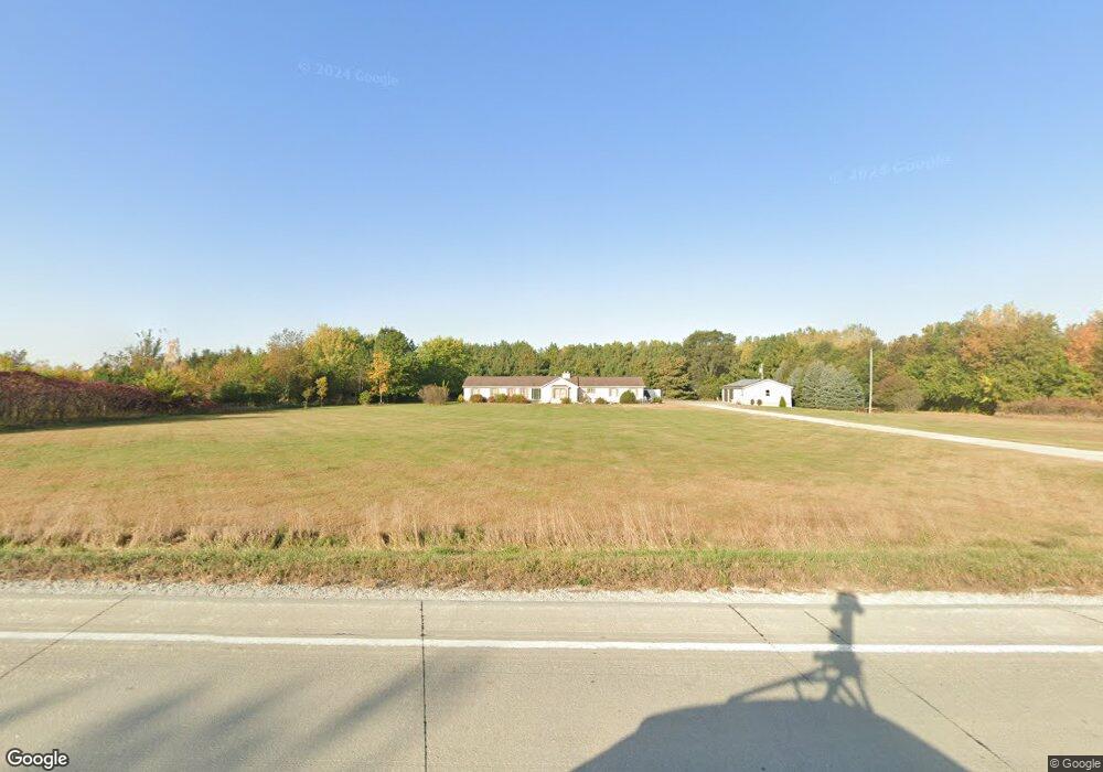 4896 N Center Point Rd, Center Point, IA 52213 - photo 1