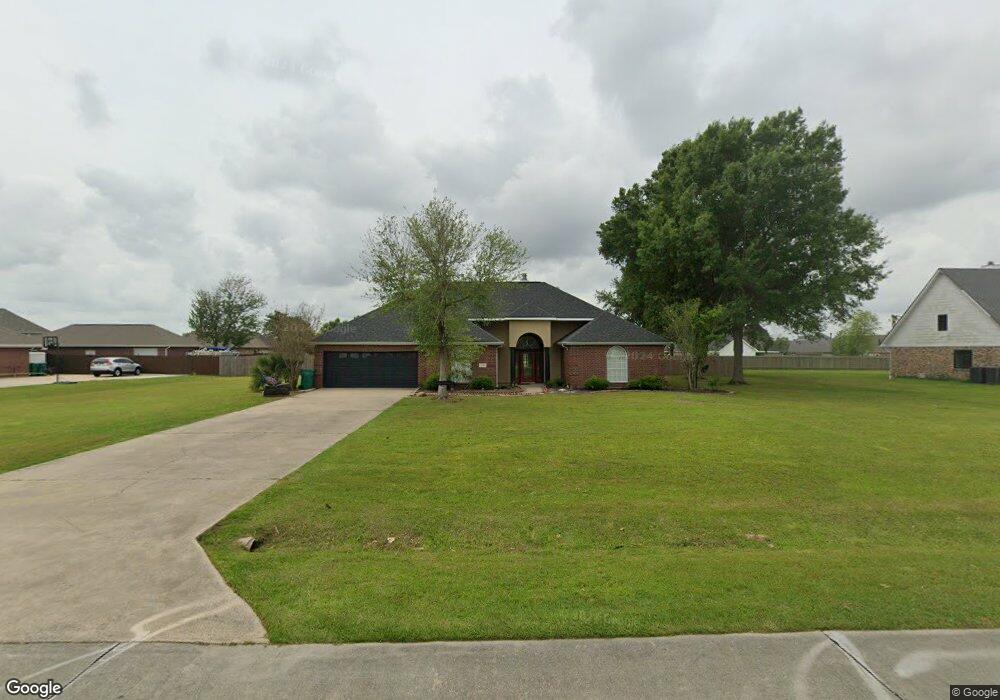1701 S Crestview Dr, Lake Charles, LA 70605 - photo 1