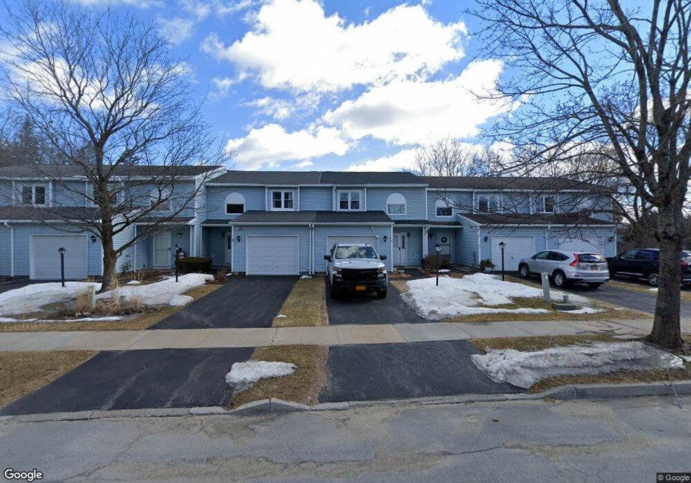 8 Tompion La, Saratoga Springs, Inside, NY 12866 - photo 1