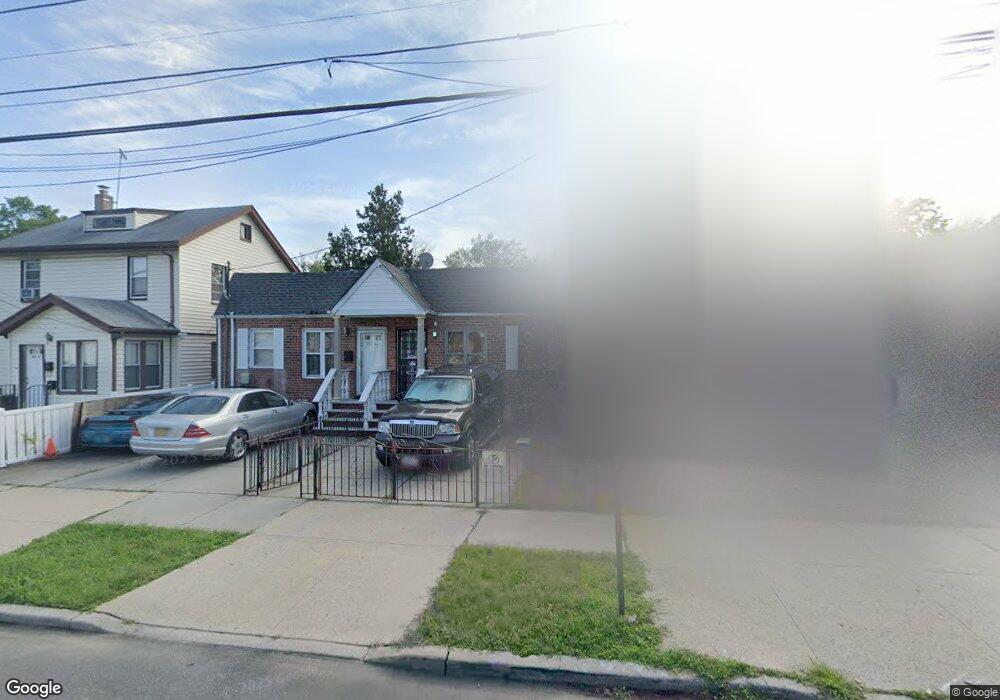 10942 174th St, Jamaica, NY 11433 - photo 1