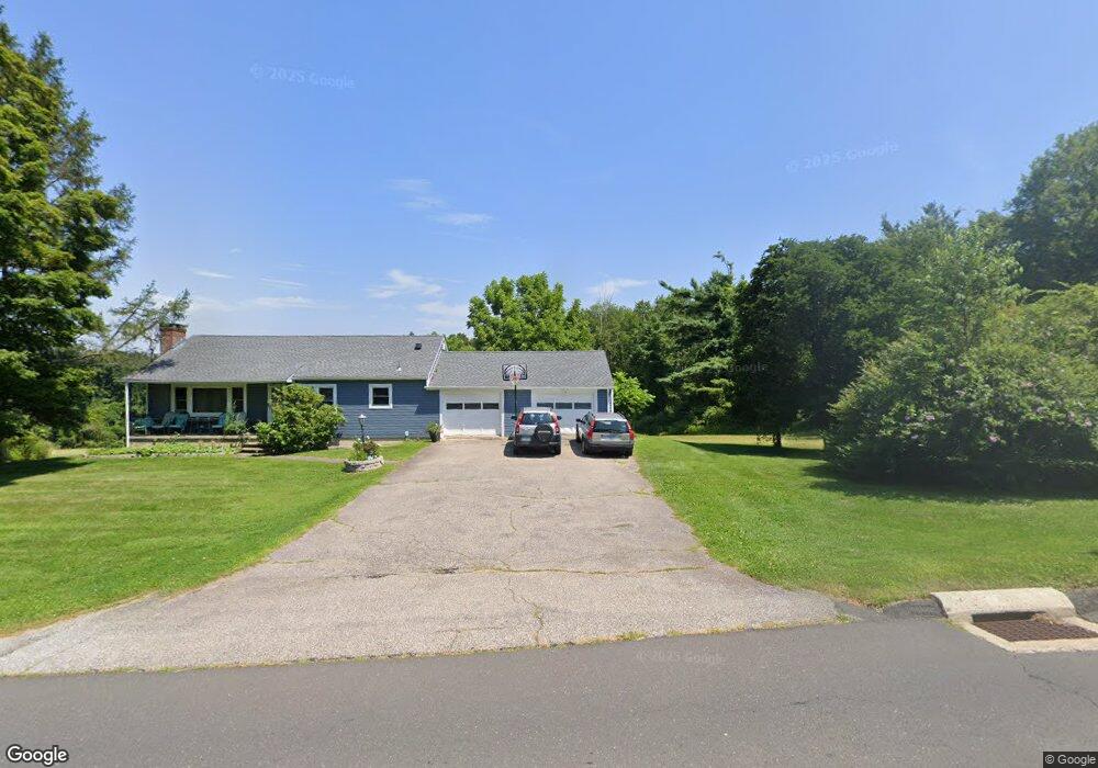 116 Currituck Rd, Newtown, CT 06470 - photo 1