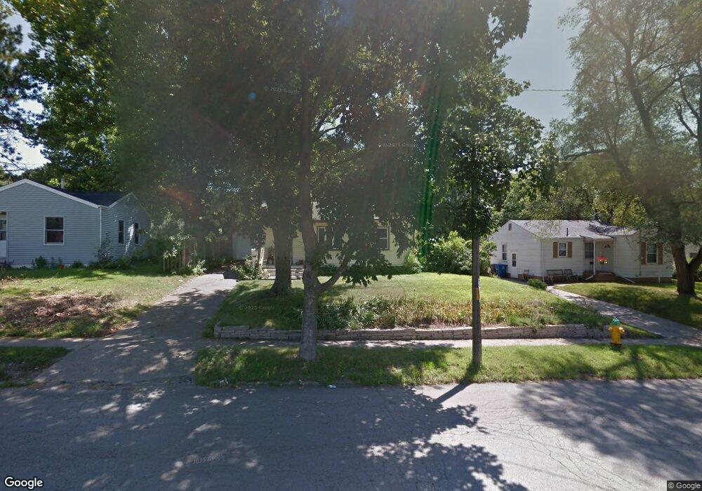 1241 E 33rd St, Des Moines, IA 50317 - photo 1