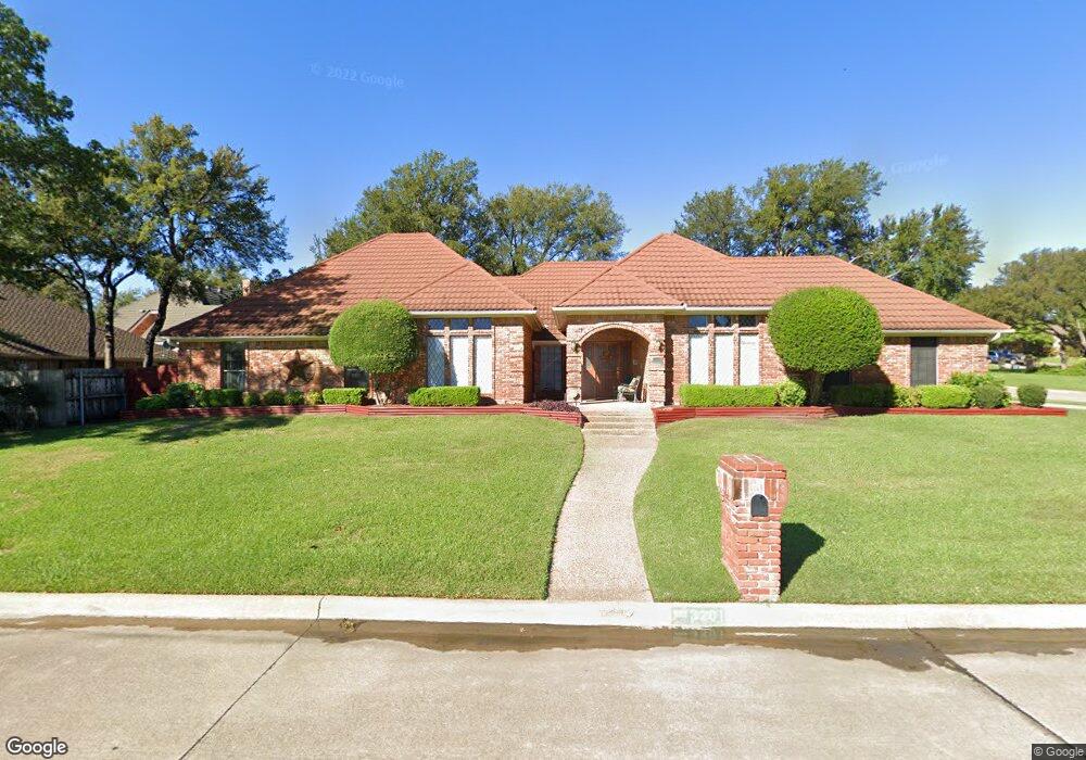 3201 Steve Dr, Hurst, TX 76054 - photo 1