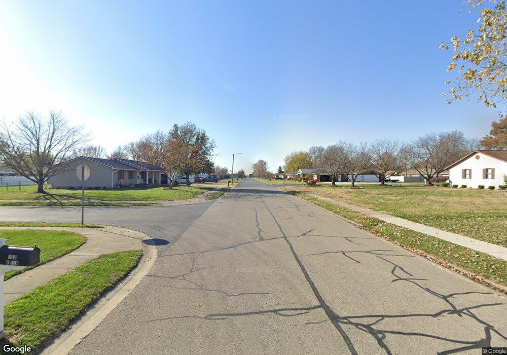 114 E Elm Ave, Effingham, IL 62401 - photo 1