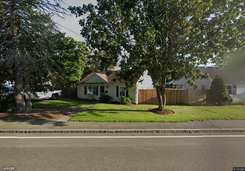 525 E Ashland St, Brockton, MA 02302 - photo 1