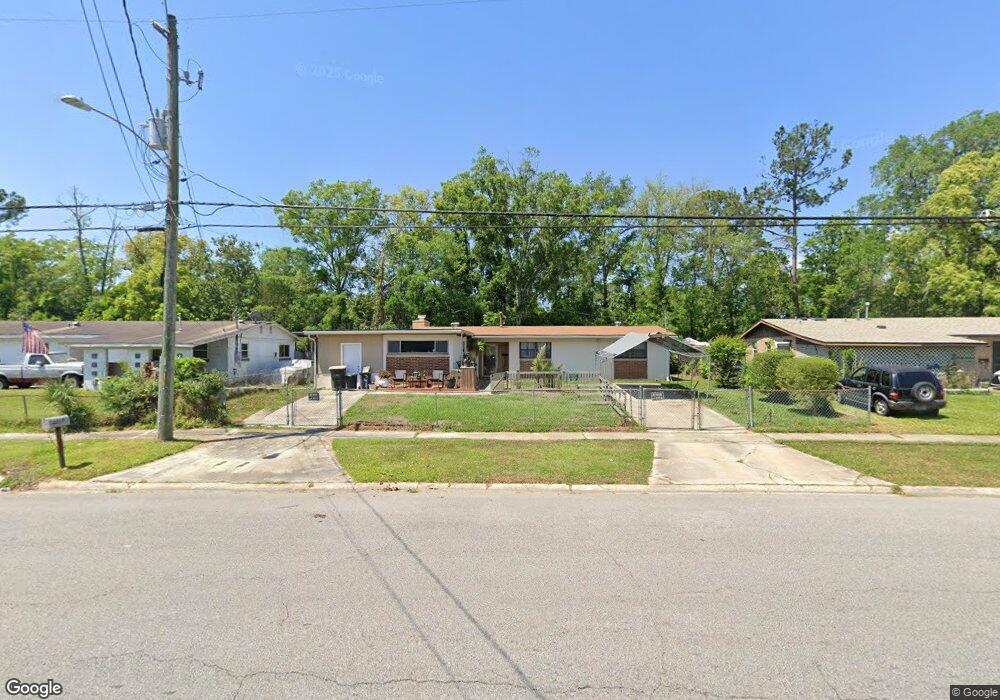 2316 Hugh Edwards Dr, Jacksonville, FL 32210 - photo 1