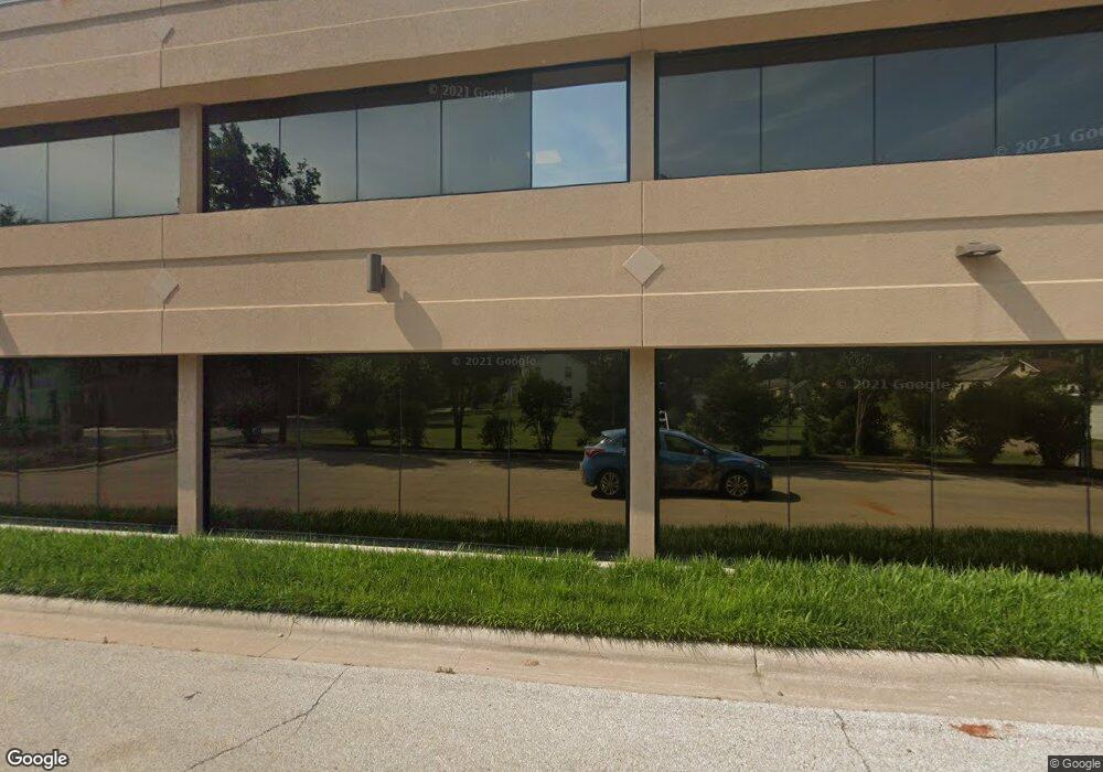 2035 Bridge Ave unit 2 FL, Davenport, IA 52803 - photo 1