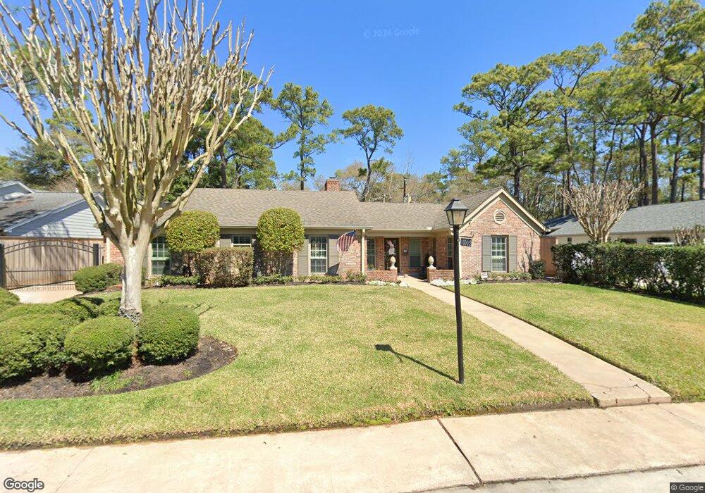 10002 Bordley Dr, Houston, TX 77042 - photo 1