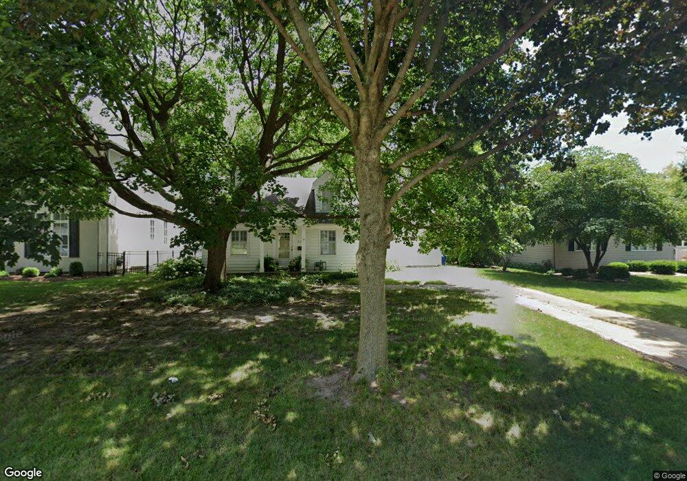 518 N Wright St, Naperville, IL 60563 - photo 1